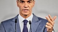 Pedro Sánchez, durante una declaración institucional