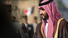 ولي العهد السعودي محمد بن سلمان يحضر مراسم استقبال في مجمع "ليزانفاليد" في باريس، وذلك في إطار زيارة رسمية لفرنسا تستغرق يومين، يوم الاثنين 24 أغسطس 2026.