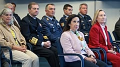 Robles visita la estación de satélites 'Complejo de Comunicaciones del Espacio Profundo'
