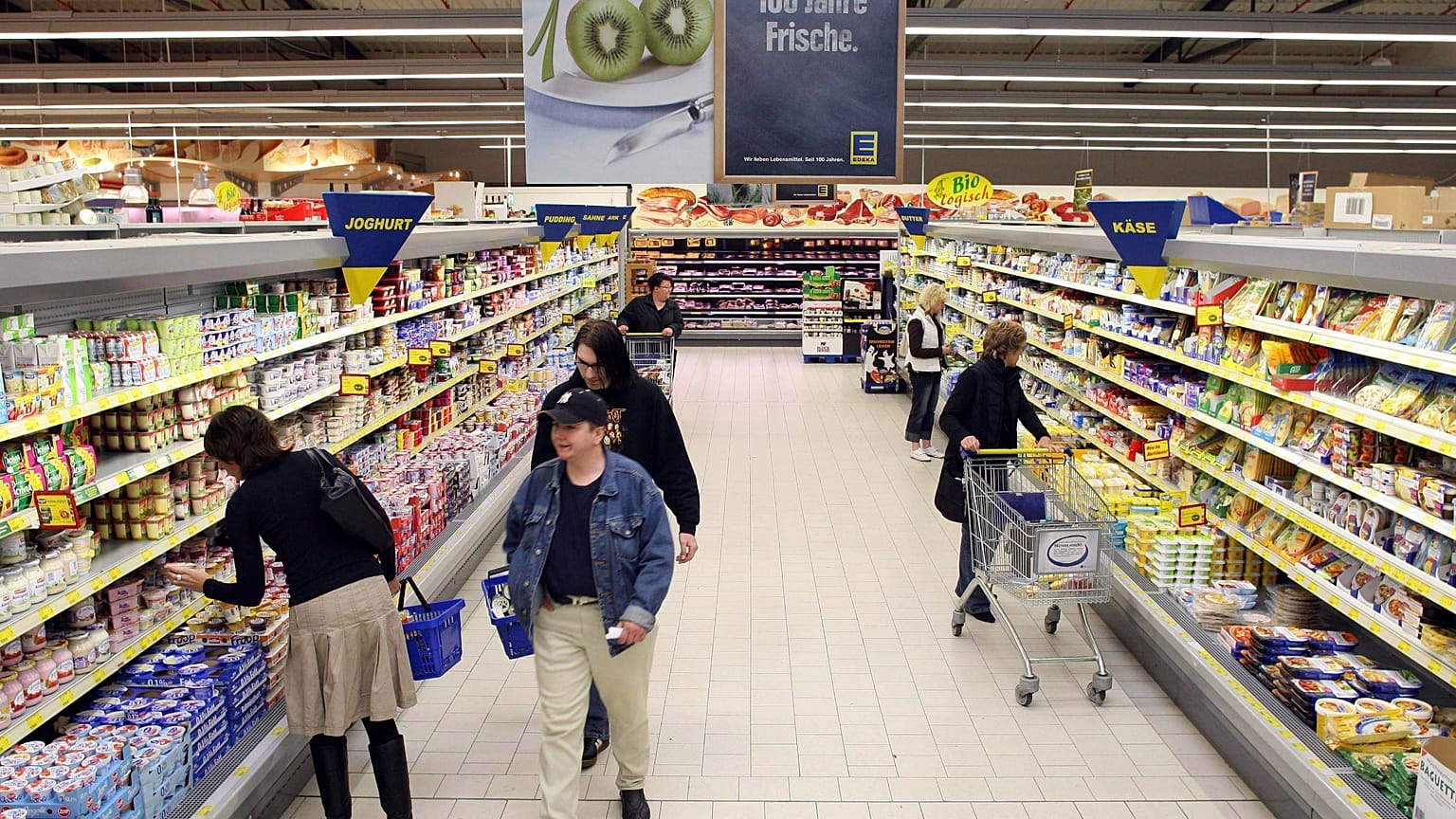 In Mecklenburg-Vorpommern wird ein ungewöhnliches Objekt verkauft: ein neuer Supermarkt (Symbolbild).