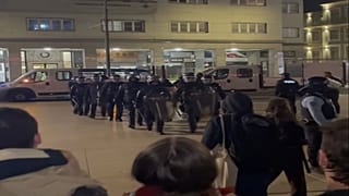 Manifestantes pelo direito à habitação denunciam carga policial com dezenas de feridos no Porto