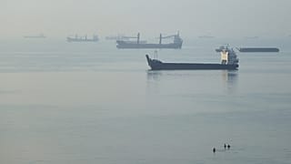 تنگه هرمز