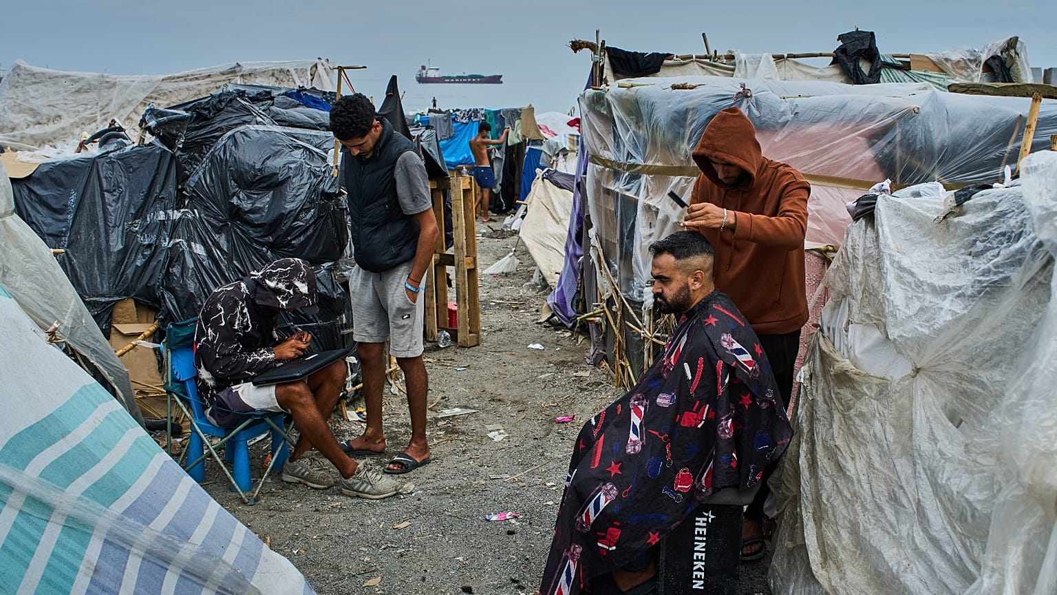 Un campamento de inmigrantes en Ceuta