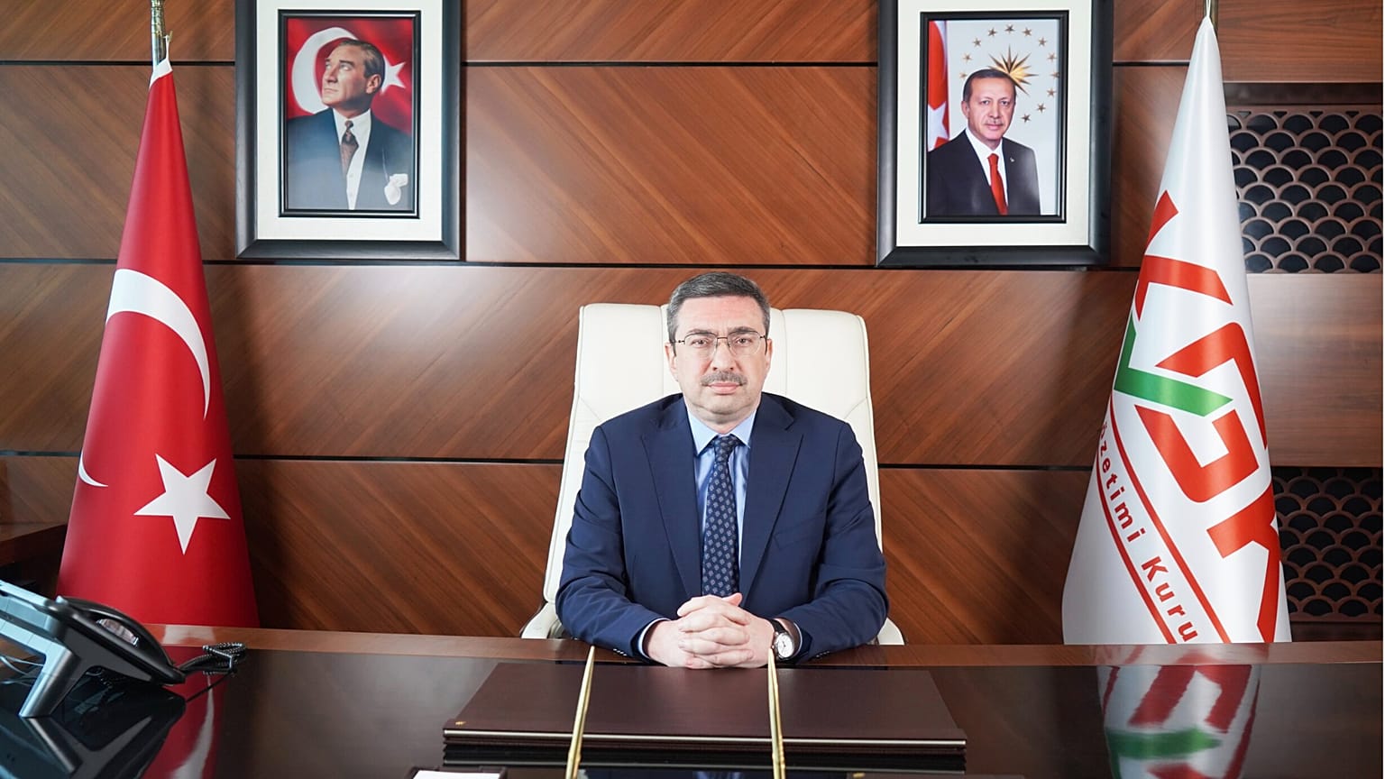 Eski SPK Başkanı İbrahim Ömer Gönül şu anda Kamu Gözetimi, Muhasebe ve Denetim Standartları Kurumu Başkanı olarak görev yapıyor