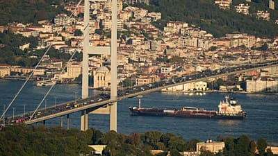 Olajtanker a Boszporuszon