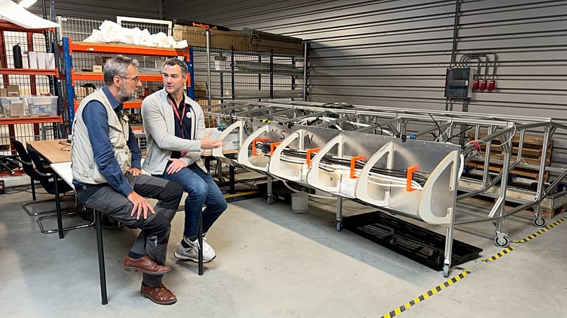 Na oficina da start-up neerlandesa Elysian Aircraft: as asas vão estar completamente preenchidas com baterias.