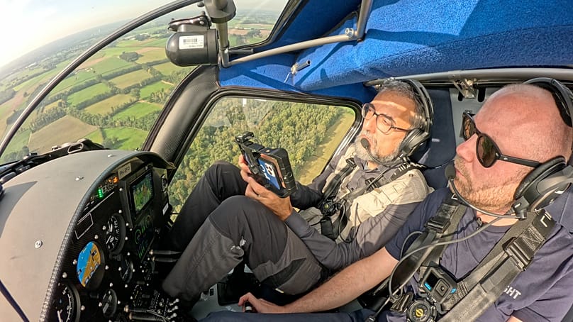 A Euronews Earth experimenta um avião elétrico de dois lugares: start-ups como a E-Flight Academy já começaram a formar pilotos em aviões elétricos.