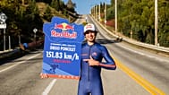 Diego Poncelet aparece tras el récord mundial de velocidad en monopatín en Les Éboulements, Quebec, Canadá, el 22 de septiembre de 2026