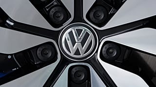 VW muss einen weiteren Rückruf von Fahrzeugen einräumen. Der Grund sind fehlerhafte Batterien.
