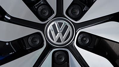 VW must concede another vehicle recall. The reason is faulty batteries.