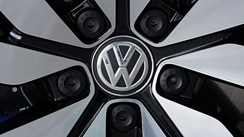VW must concede another vehicle recall. The reason is faulty batteries.