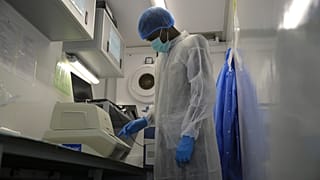 Ebola en RDC : le virus fait 10 victimes parmi les élèves d'un établissement d'Ituri