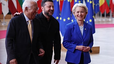 From left, European Council President Antonio Costa, Ukraine's President Volodymyr Zelenskyy and European Commission President Ursula von der Leyen arrive for the EU summit in