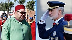 Mohammed VI pasando revista a las tropas el sábado 7 de noviembre de 2015 y Felipe VI, el 12 de octubre de 2026, en el Día de la Hispanidad