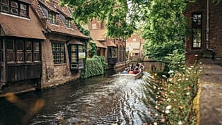 La famosa y acogedora ciudad belga de Brujas encabeza la lista de los mejores lugares para resguardarse este otoño