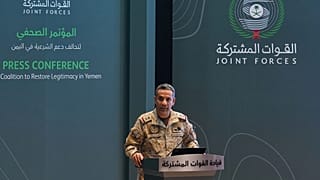 المتحدث باسم التحالف بقيادة السعودية تركي المالكي خلال مؤتمر صحافي في الرياض، 15 أكتوبر 2026.