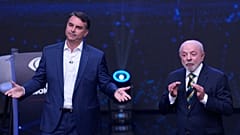 Flávio Bolsonaro and Luiz Inácio Lula da Silva during a televised presidential debate in São Paulo, 18 October, 2026