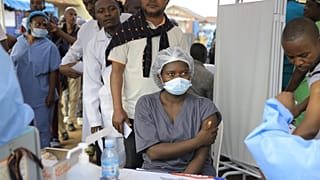 Frontline workers in DRC receive Ervebo vaccine amid growing Ebola outbreak