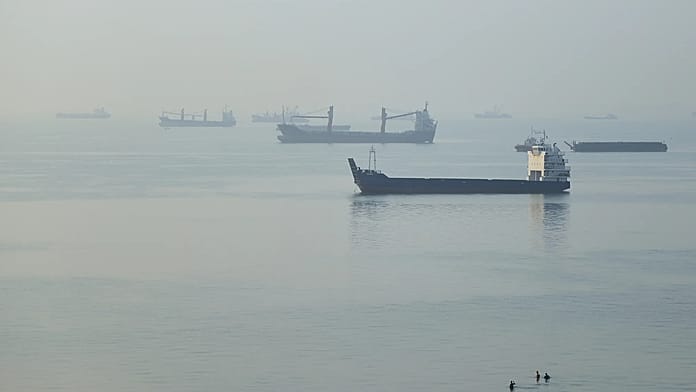 Super tanker ablaze after striking mine in Strait of Hormuz, IRGC says