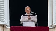 Papa Leone XIV durante l'Angelus, il giorno dopo essere stato dimesso dall'Ospedale Gemelli di Roma, 18 ottobre 2026