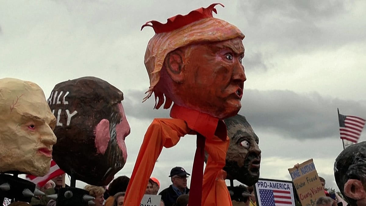 No Kings Day: Thousands rally across US against Trump