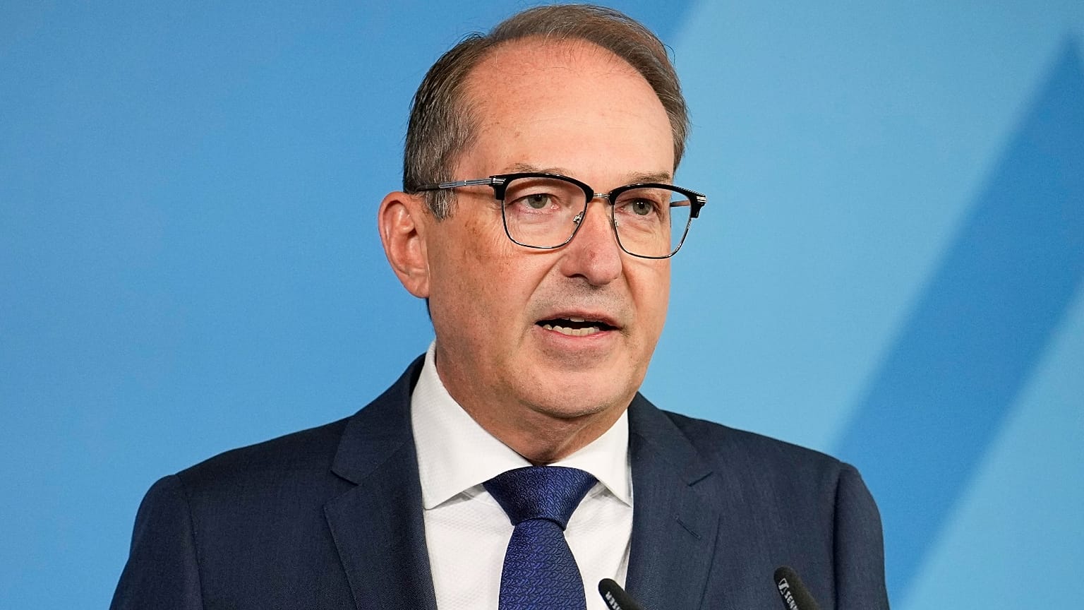  Alexander Dobrindt (56, CSU)
