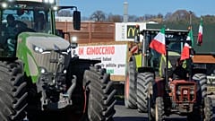 Sul de Itália: transportadores rodoviários e agricultores protestam contra subida dos combustíveis