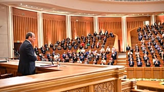 الرئيس المصري عبد الفتاح السيسي في البرلمان المصري 2024