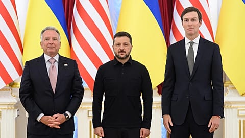L’émissaire de Trump, Witkoff rencontre Zelensky à Oslo avant des pourparlers avec Poutine à Moscou