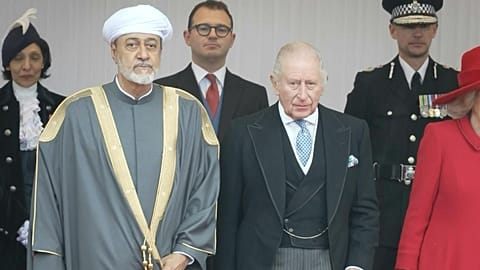 Charles III accueille le sultan d’Oman Haïtham en visite d’État au Royaume-Uni