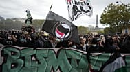 Schüler demonstrieren am Dienstag, dem 13. Oktober 2026, in Paris gegen die mangelhafte Ausstattung von Schulen