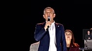 Özgür Özel, Halk TV Dayanışma Mitingi'nde konuşuyor.