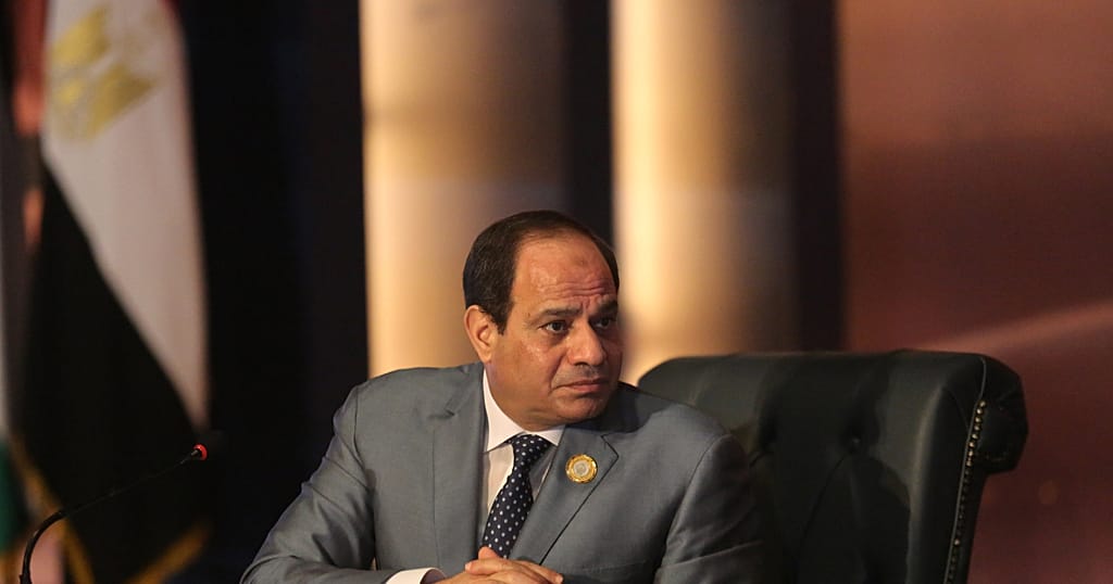 Sisi Seeks Parliament Approval for Saudi Defense, Rules Out Ground Attack in Yemen