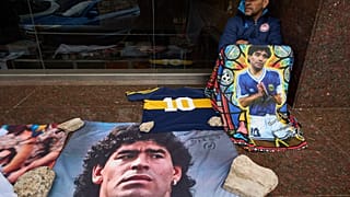 Mort de Maradona : son neurochirurgien réclame l’abandon des poursuites