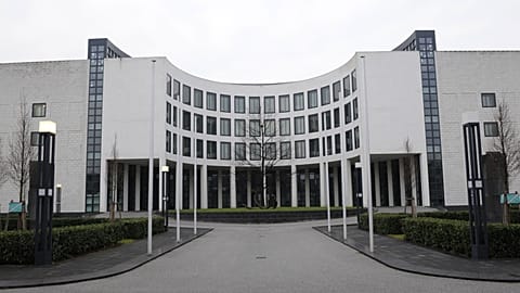Blick auf das Gebäude der Bundesanwaltschaft in Karlsruhe am Freitag,12. Dezember 2008. 