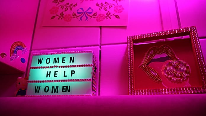 Women protest across Poland over stalled abortion law reforms Since 1993, Poland has allowed abortion only in cases of severe foetal abnormalities, risks to the mother's health or life, or pregnancies resulting from rape or incest.