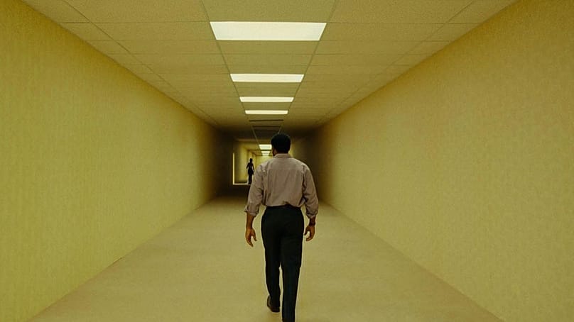 Backrooms, réalisé par le youtubeur Kane Parsons, a été l'un des blockbusters les plus populaires de 2026.