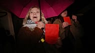 "Czerwona kartka za aborcję” - Polki przypominają o obietnicach politycznych. 