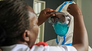 Kenya : la Croix-Rouge forme ses équipes à la prise en charge des cas d’Ebola