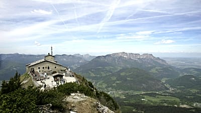 Blick auf das Kehlstein-Haus bei Berchtesgaden 