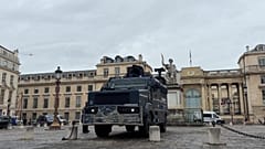 France deploys Centaure armoured vehicles