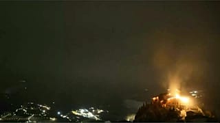 Le fiamme avvolgono il Nido dell'Aquila di Hitler