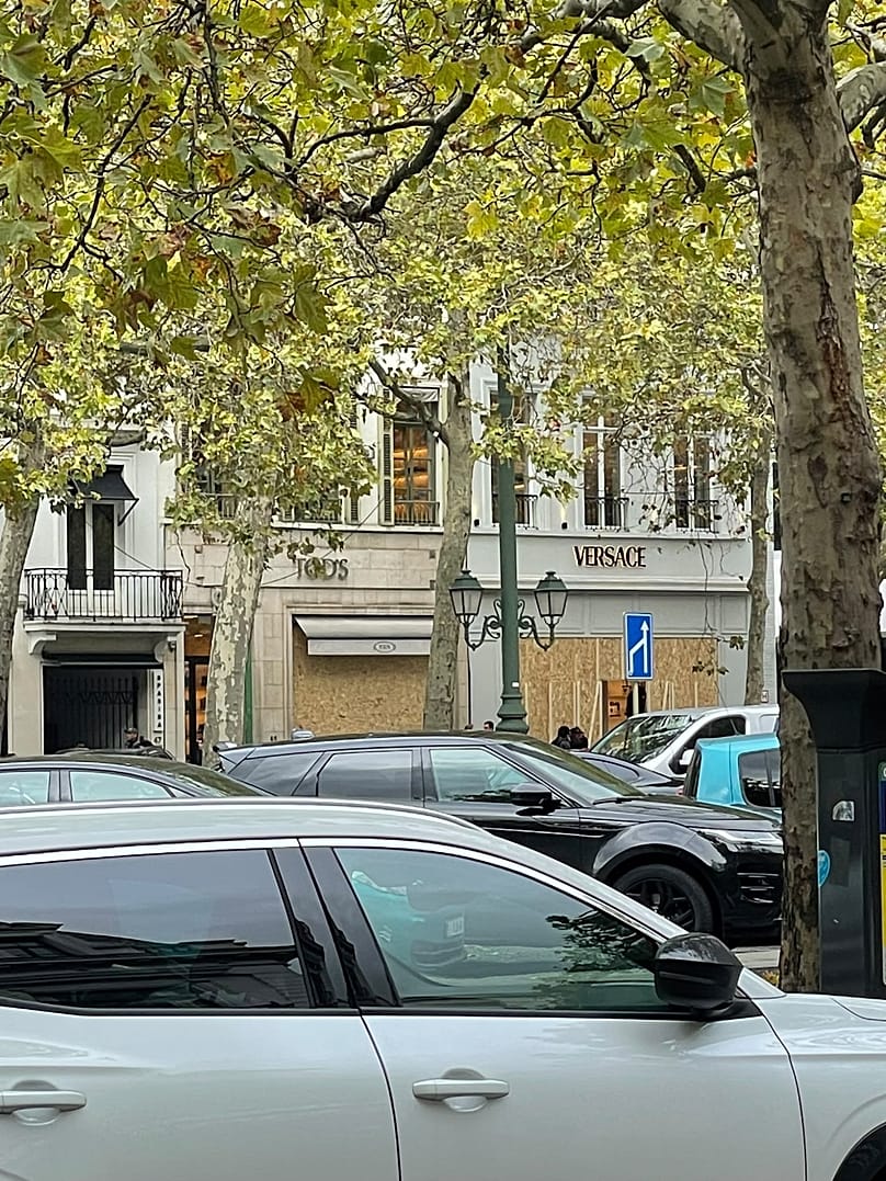 Many shops in center of Brussels took precautions, 24/10/2026