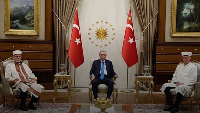 Batı Trakya'daki müftü atamaları Türkiye ile Yunanistan arasında yeniden tartışma konusu