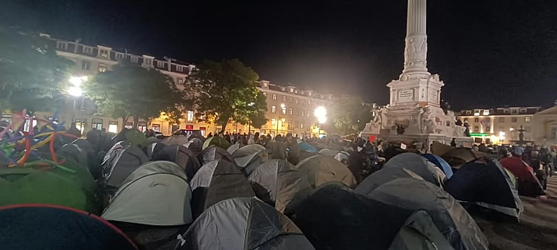 130 tendas montadas na Praça do Rossio, Lisboa.