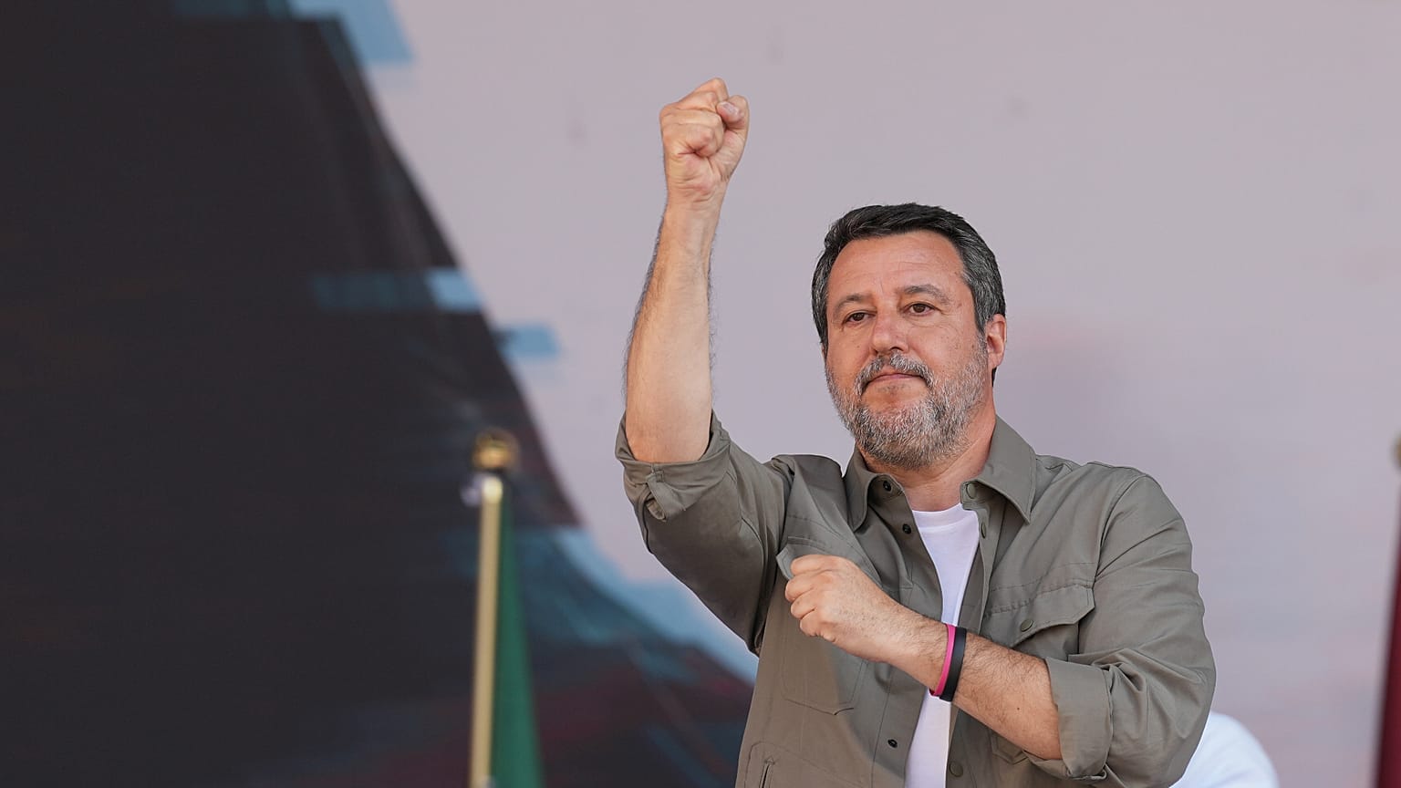 Matteo Salvini al congresso straordinario della Lega