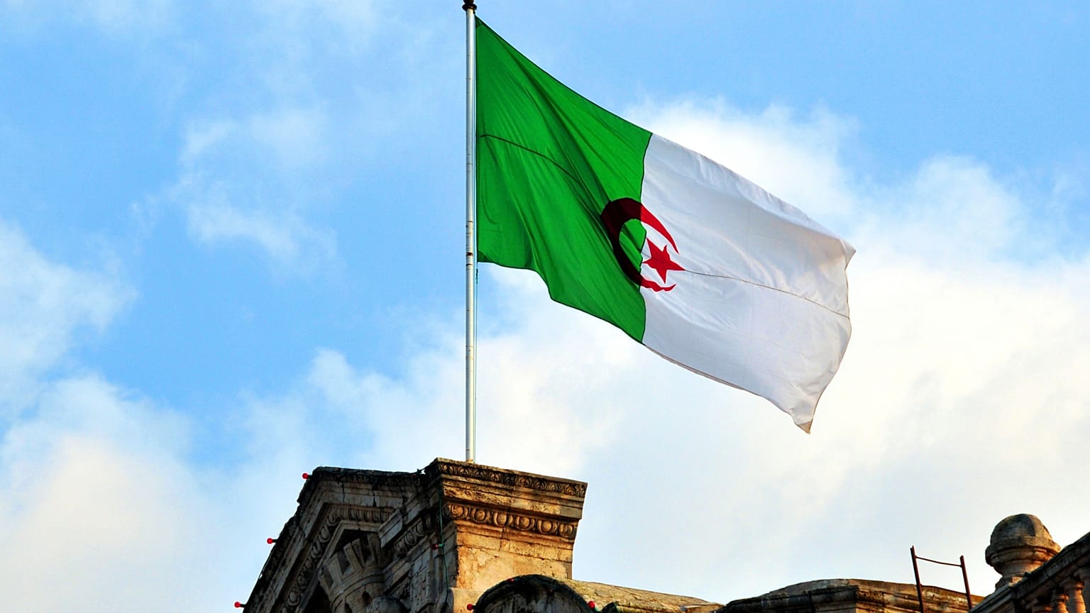 علم الجزائر