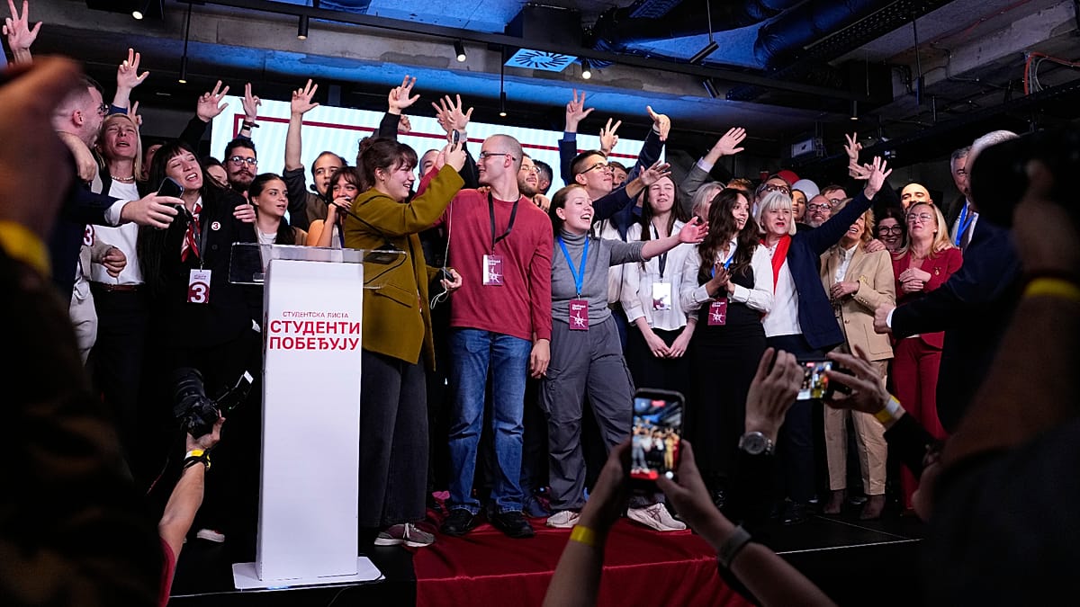 Political earthquake in Serbia: The end of the Vucic Era and the rise of the student list