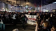 Marseille: Protest gegen Rassismus nach Anschlag von Trappes im Alten Hafen am Montagabend