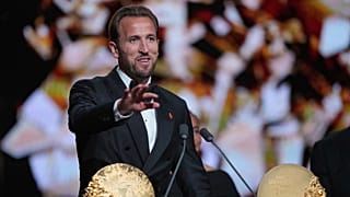 Английский футболист Харри Кейн получил приз «Нападающий года» на церемонии вручения «Золотого мяча».